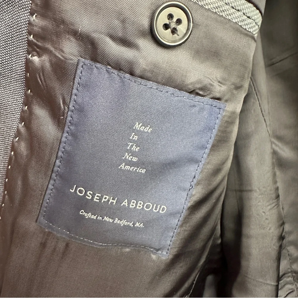 Joseph Abboud used it
